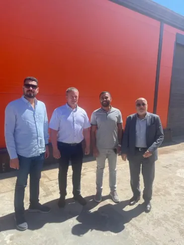 Delegation from Iraq (composite-materials production)
