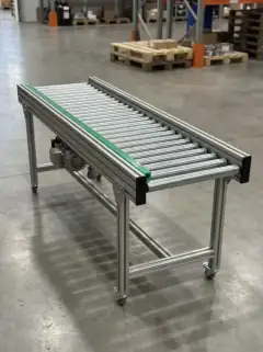 Powered roller conveyor